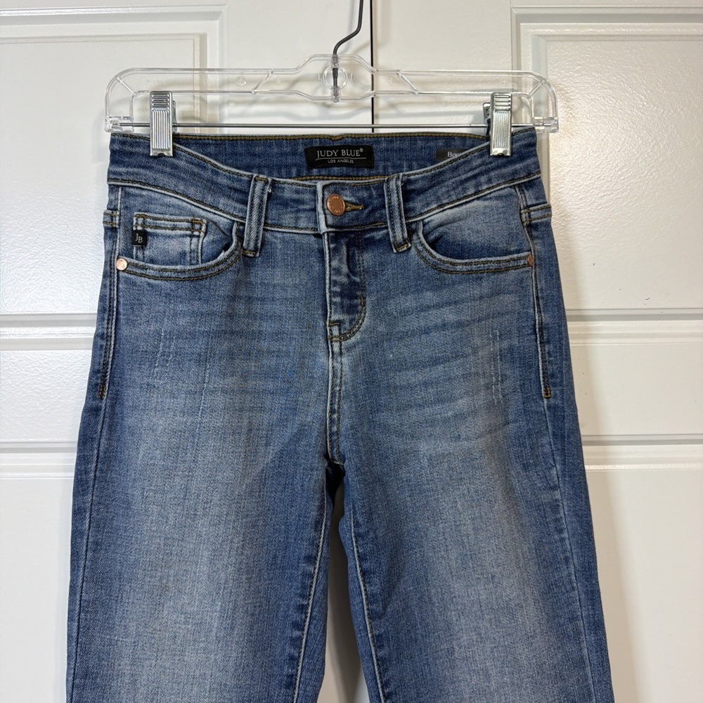 Judy Blue Bootcut Jeans Womens Size 1/25 Blue Medium Wash Mid Rise Distressed - Picture 3 of 12